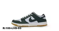 Tênis Masculino Lv Modelo Sb Dunk Low na internet