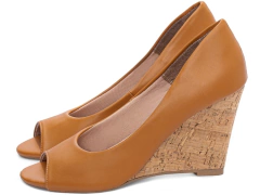 Sapato Anabela Feminino Plataforma Caramelo na internet
