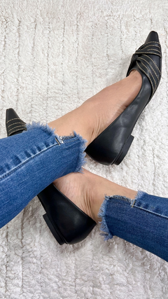 Sapatilha Feminina Bico Alongado Torricella - comprar online
