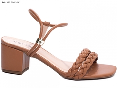 Sandália Feminina Salto Baixo Caramelo Torricella - comprar online