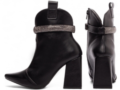 Bota Feminina Bico Fino Salto Grosso Cano Médio-Lançamento - comprar online