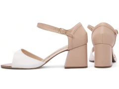 Sandália Feminina Tamanho Grande Verniz Branco 40 ao 43 - comprar online