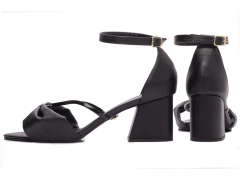Sandália Feminina Salto Bloco Grosso Baixo 40 ao 43 Arrasadora - comprar online