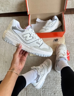 Tênis Modelo New Balance 550 Unissex