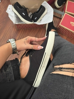 Tênis Moda Vans Authentic Linha Premium Preto 34 ao 39 Unissex na internet