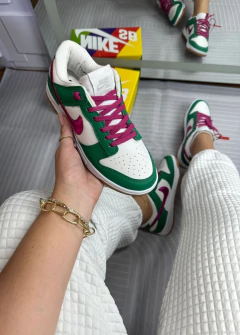 Tênis Feminino Modelo Dunk Law Verde/Pink-Frete Grátis Por Região na internet