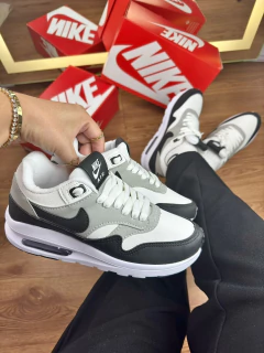 Tênis Modelo Air Max 1 Lançamento 34 ao 39 na internet