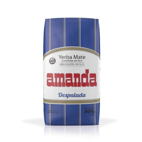 Paquete de yerba mate Amanda Despalada de 500 gramos con diseño azul y blanco