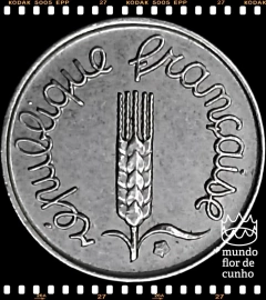 Km 928 França 1 Centime (Nós Temos Mais de Uma Data # Favor Escolher uma Data Abaixo e o Estado de Conservação) 1962 1964 1965 1966 1967 1968 1969 1970 1971 1974 ©