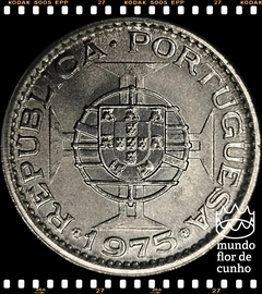 Km 6 Macau 1 Pataca (Nós Temos Mais de Uma Data # Favor Escolher uma Data Abaixo e o Estado de Conservação) 1968 1975 ®