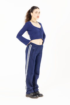 Daisy Jones top azul en internet