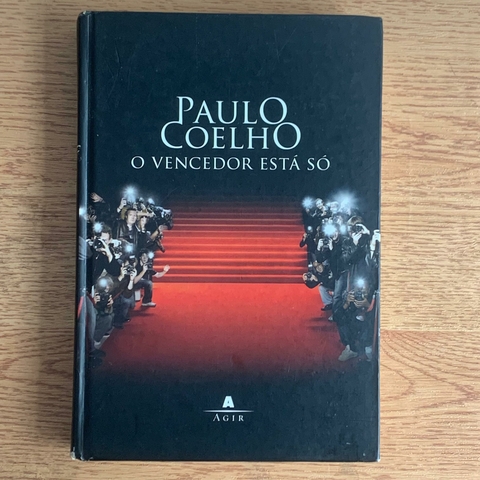 LIVRO O VENCEDOR ESTÁ SÓ - PAULO COELHO