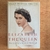 LIVRO ELIZABETH THE QUEEN - THE LIFE OF A MODERN MONARCH - RAYMOND MURPHY