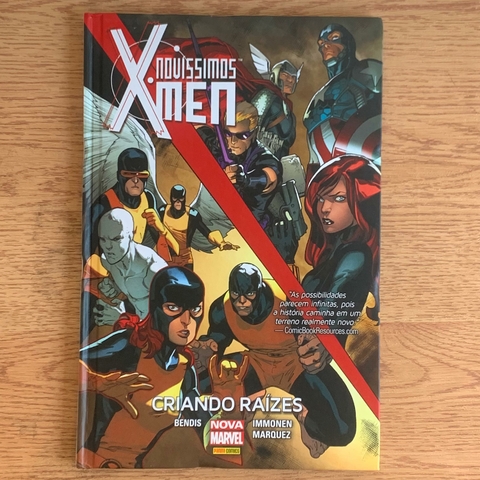 HQ NOVÍSSIMOS X MEN - CRIANDO RAÍZES - MARVEL (CAPA DURA)