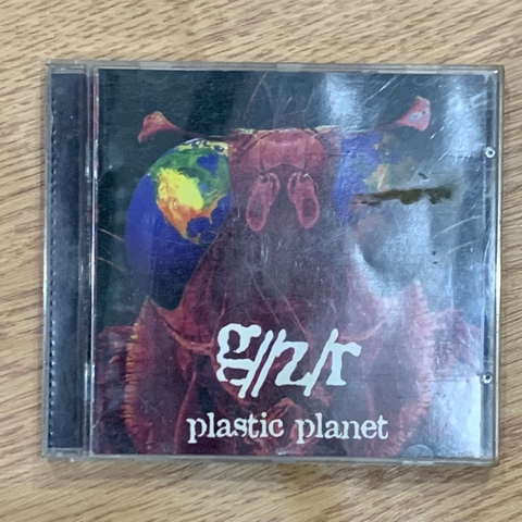 CD PLASTIC PLANET - GZR (IMPORTADO INGLATERRA)