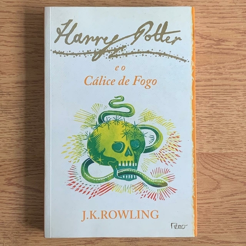 LIVRO HARRY POTTER E O CALICE DE FOGO - J K ROWLING
