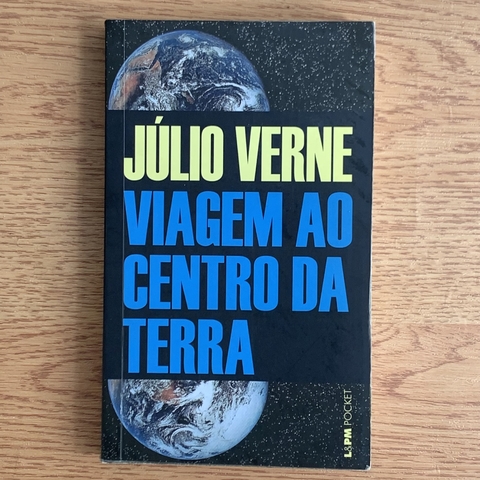 LIVRO VIAGEM AO CENTRO DA TERRA - JÚLIO VERNE (BOLSO)