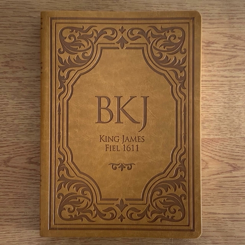LIVRO BIBLIA KING JAMES FIEL 1611 BKJ - LETRA EXTRAGIGANTE - CAPA MARROM COM ÍNDICE
