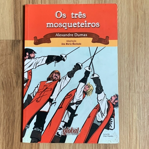 LIVRO OS TRÊS MOSQUETEIROS - ALEXANDRE DUMAS