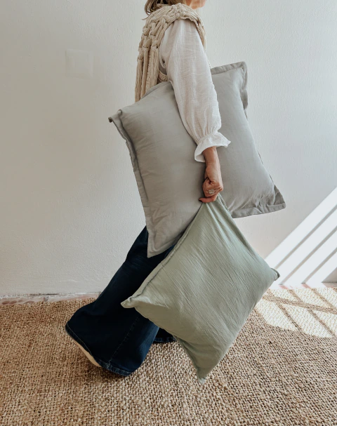 Almohadon 50x50 liso | solapa ancha