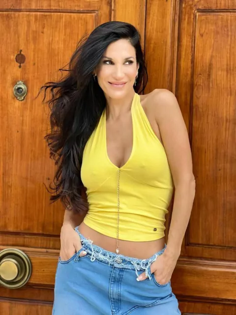 v24-1060 musculosa greta