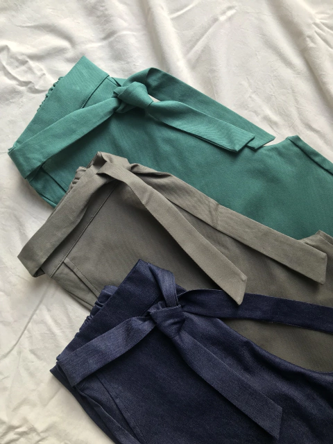 Pantalón con lazo S