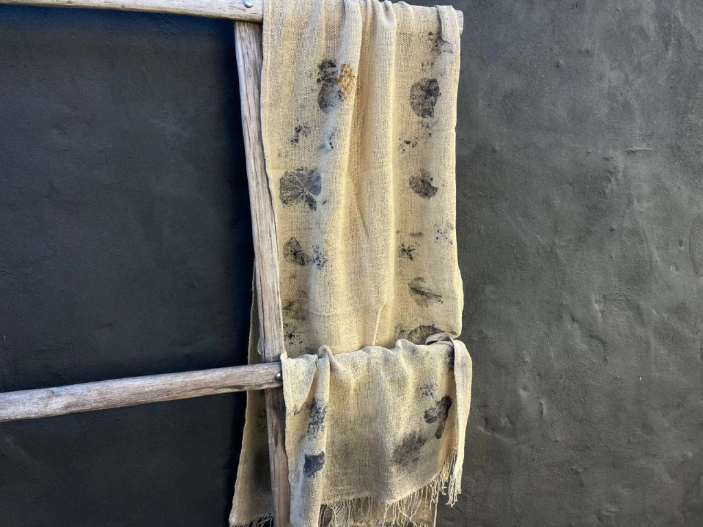 Pashmina de hilo abierto - TINTES NATURALES - 2.40 x 0.50