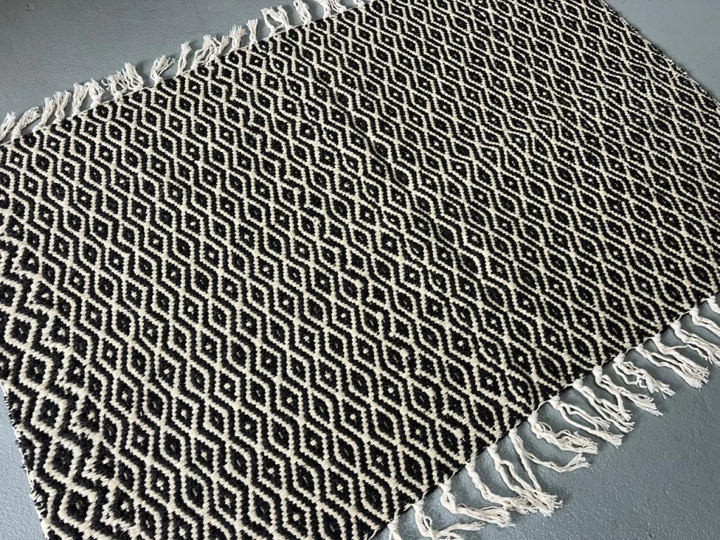 Alfombra Rombo - 0.80 x 1.20 - chocolate y beige