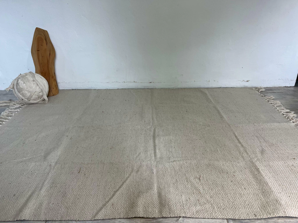 Alfombra Pampa Rústica - 1.75 x 1.25 - crudo