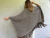 Poncho medio de lana clásica - comprar online