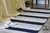 alfombra costado de cama