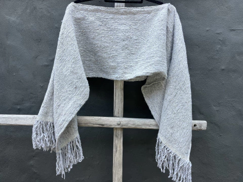 PONCHO DE LANA CORTO en internet