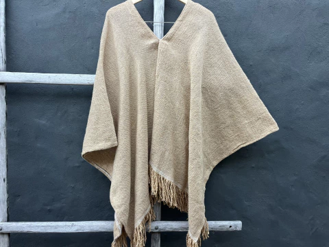 PONCHO DE LANA CLÁSICA MEDIO - Las Zainas