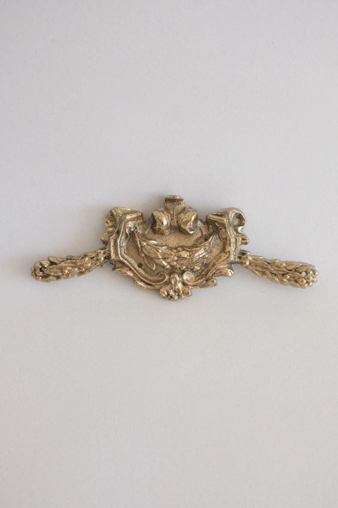 APLIQUE DE ESTILO ~ BRONCE