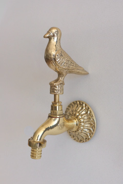 CANILLA DE EXTERIOR PAJARITO ~ BRONCE