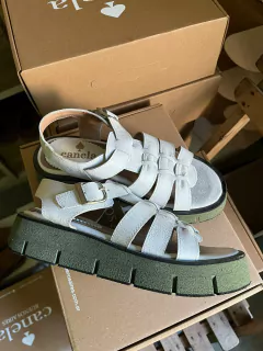 LOLA en cuero blanco - comprar online