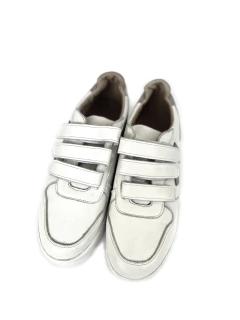 VV en cuero blanco con visón on internet