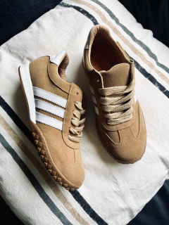 ALMA en cuero gamuzado arena - comprar online