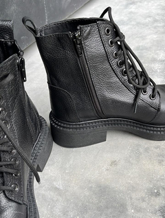 SOHO en cuero negro - comprar online