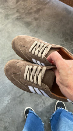 ALMA en cuero gamuzado coco - Canela