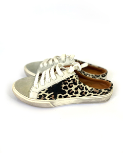 PICHI en cuero blanco y estrella negra - (copia) - buy online