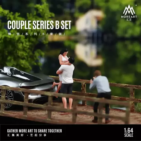MoreArt 1:64 Couple B Series Set (MO223017)
