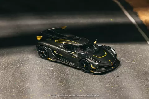 Tarmac 1:64 Koenigsegg Jesko Attack Carbono - comprar online