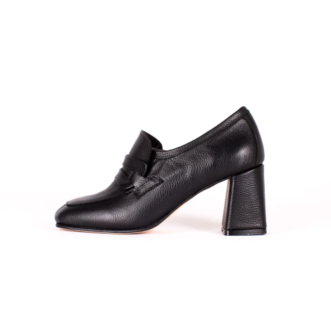 MARGOT BLACK - comprar online