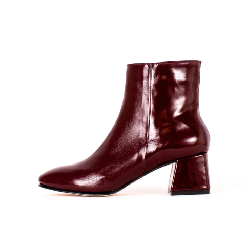 CARLA PATENT CHERRY - PRE VENTA - comprar online