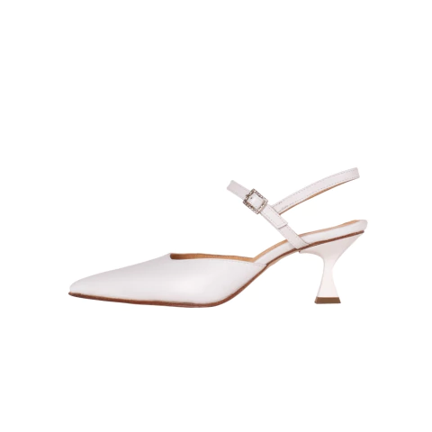 AMANDA WHITE - PRE VENTA
