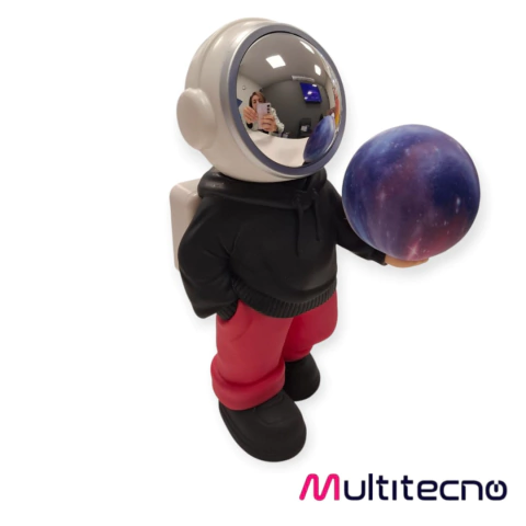 PARLANTE ASTRONAUTA CON LUZ NEGRO/ROJO PLANETA - comprar online