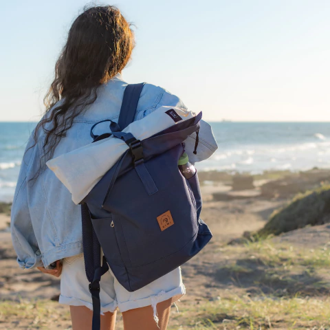 Mochila Roll Top Jacarandá - Azul - comprar online