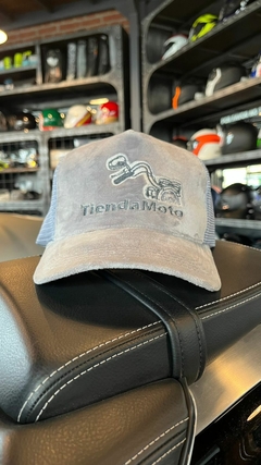GORRA TIENDAMOTO FIST GREY