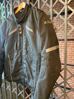CAMPERA LS2 SERRA EVO USADA TALLE L - TiendaMoto Argentina TE: 1162818687